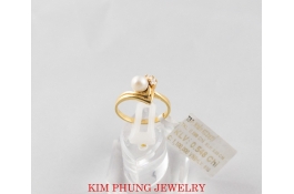 Nhẫn kim cương ngọc trai tấm 2li